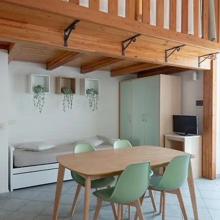 Casa Tuga, In Centro Con Giardino E Posto Auto * Marina di Campo